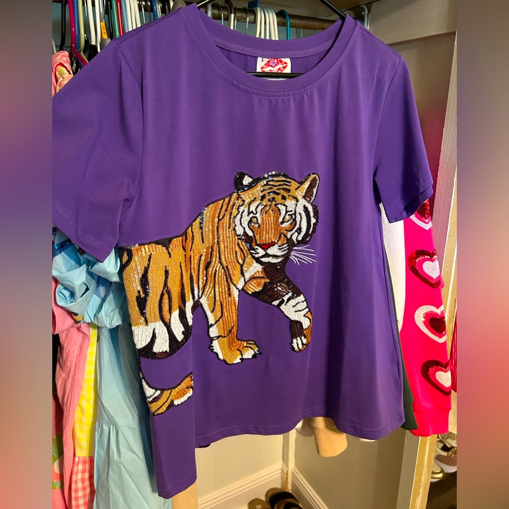 Wrap Around Tiger Tee